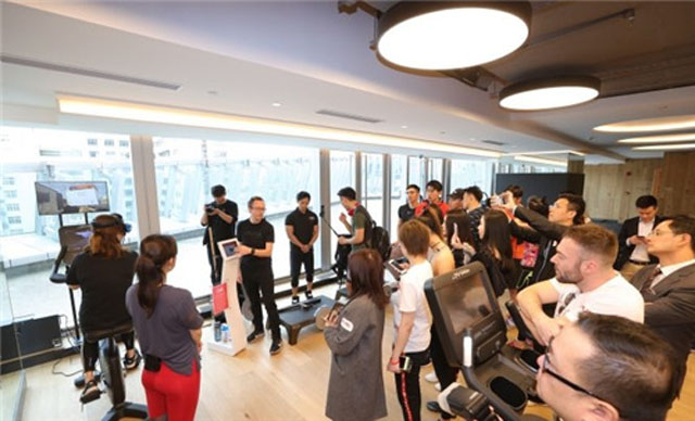 Pure Fitness 270ȳʽh(hun)Ļ܇F